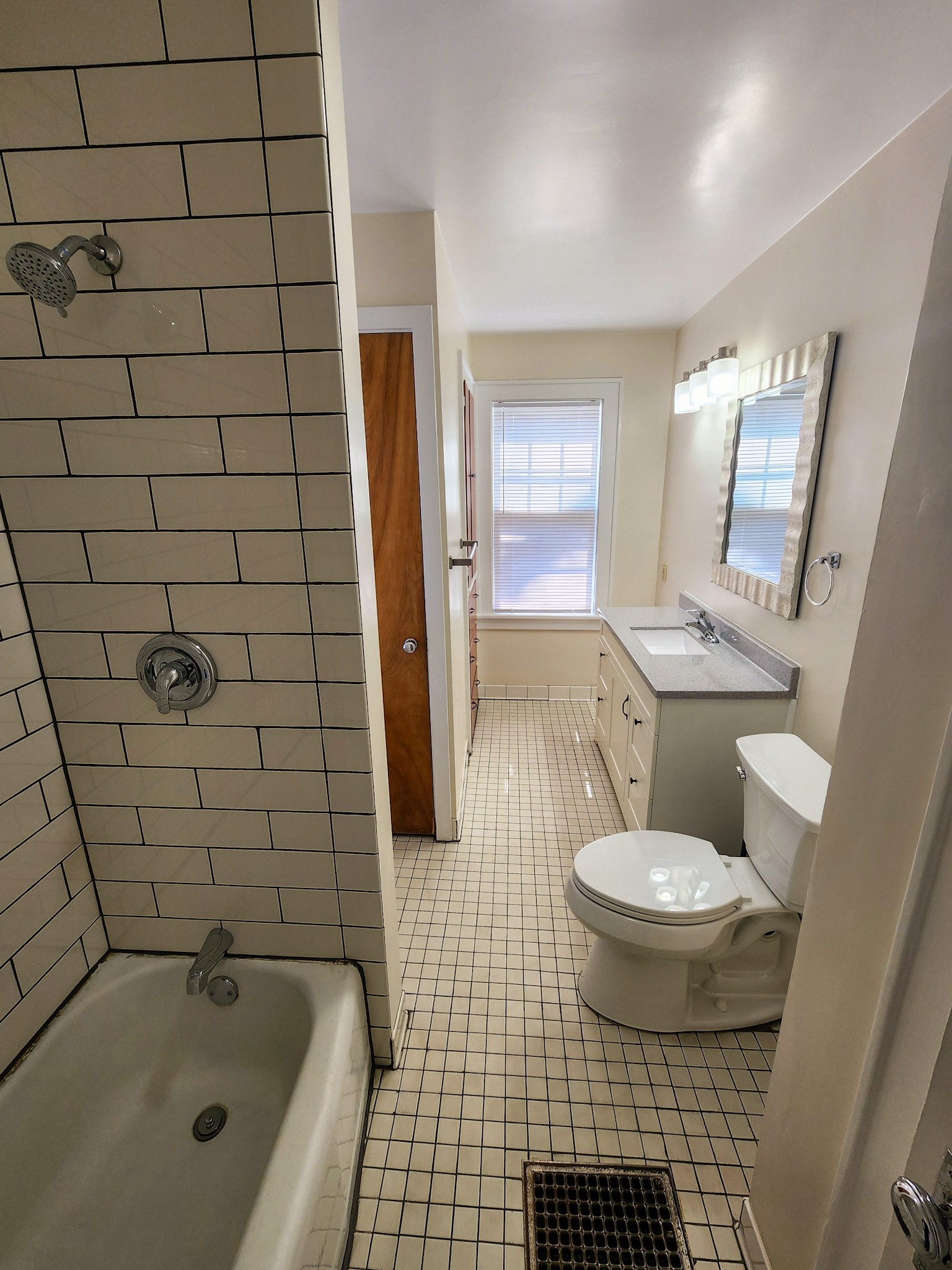 115 Bulkley Bathroom 115 Bulkley Bathroom