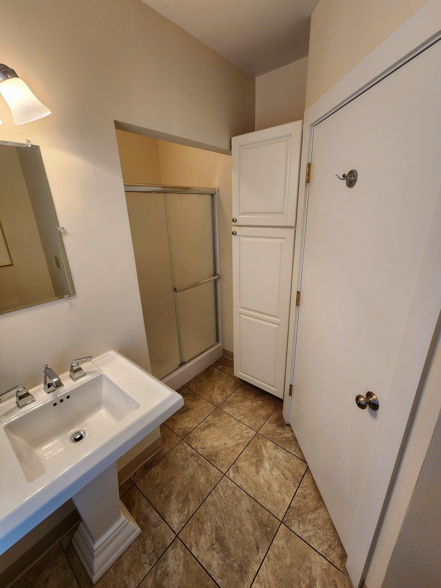 1324 Academy Main Floor Bathroom Picture 2 1324 Academy Main Floor Bathroom Picture 2