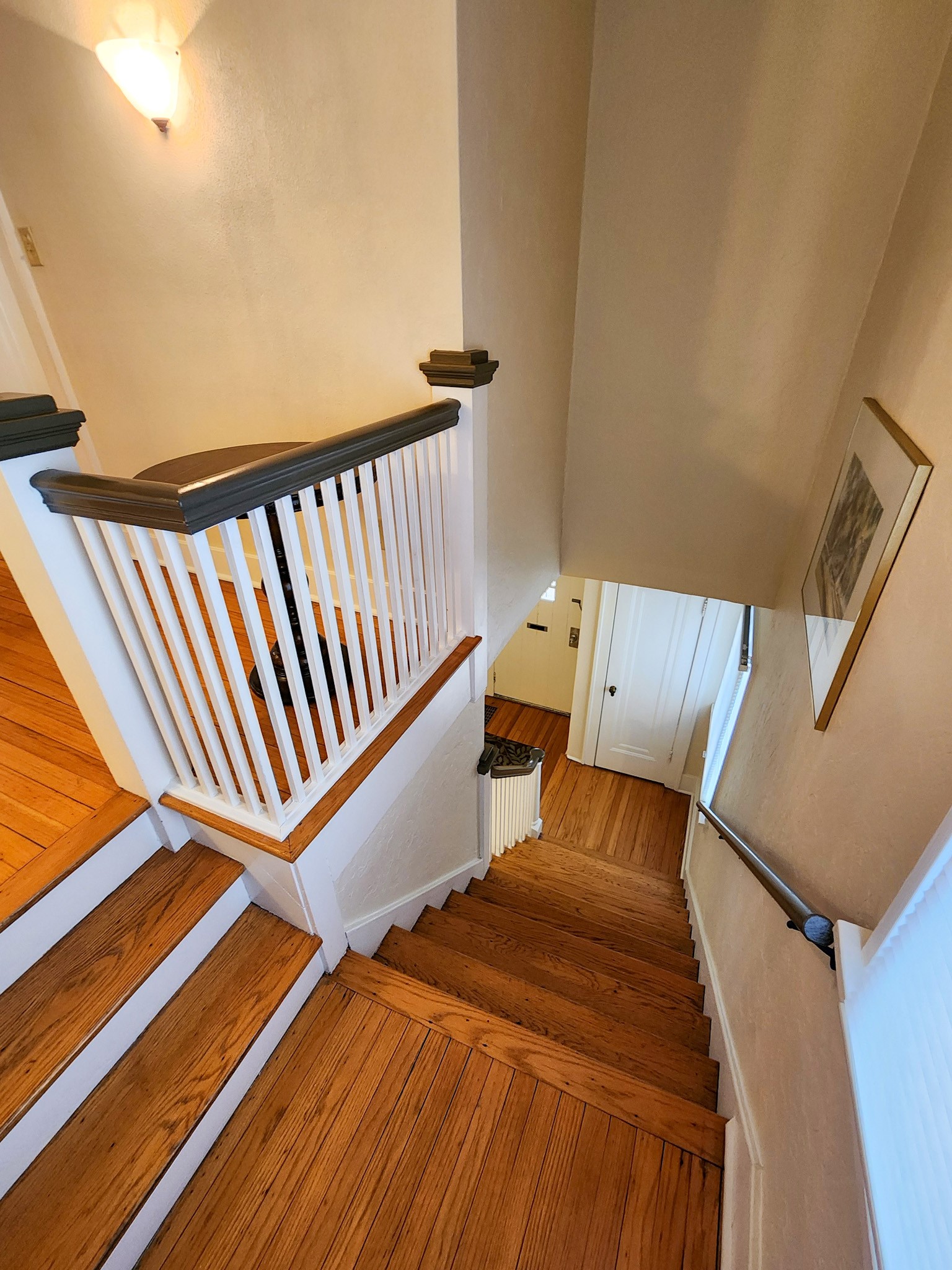 1324 Academy Staircase 1324 Academy Staircase